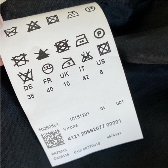 Hugo Boss Virona Pencil Skirt
Black basic business office classic size 6 - Picture 11 of 15